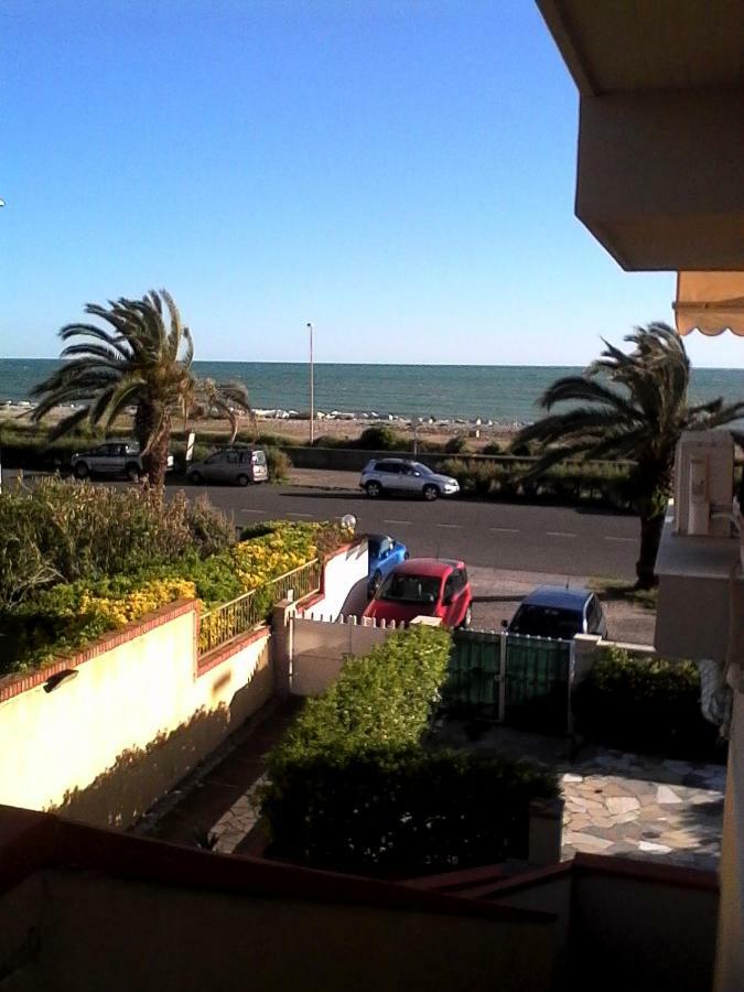 La Casa Del Mare Apartment Carrara Bagian luar foto